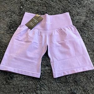 NWT Nvgtn seamless shorts size medium